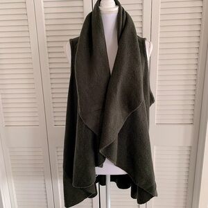 Look Women’s Olive Green Shawl Collar Circle Sweater Vest One Size Fits Most